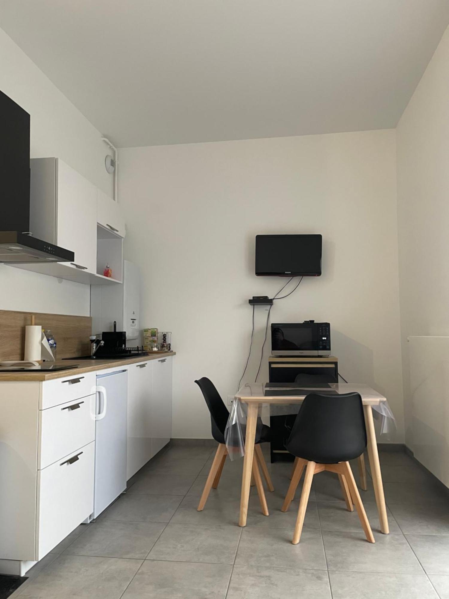 Gite Chti Picard Parking Prive Gratuit Et 100M De La Plage Berck Exterior foto